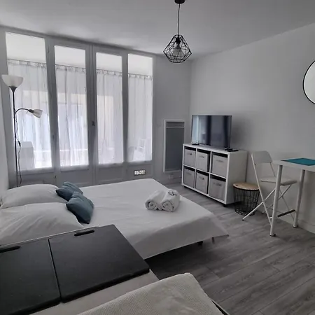 Le Petit Brigantin Apartment